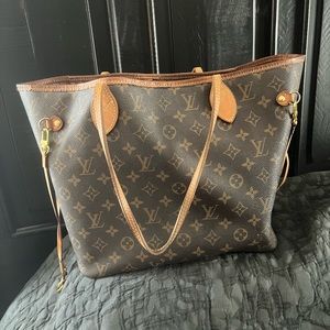 Louis Vuitton Neverfull MM with organizer